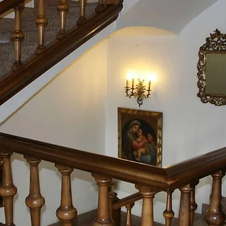Hotel Nico 3*